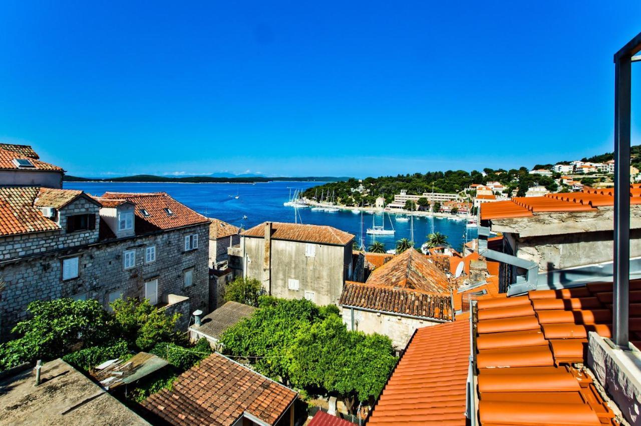Sunce * Hvar Town