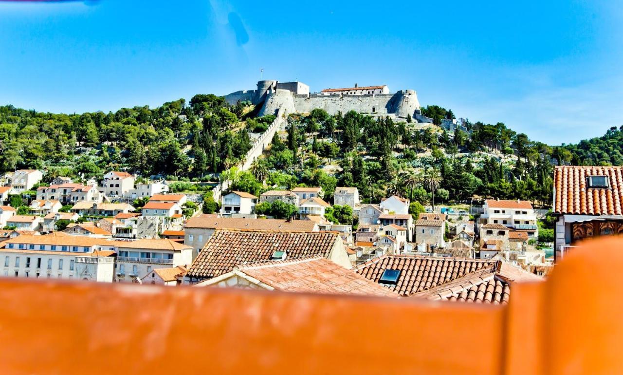 Sunce Hvar Town